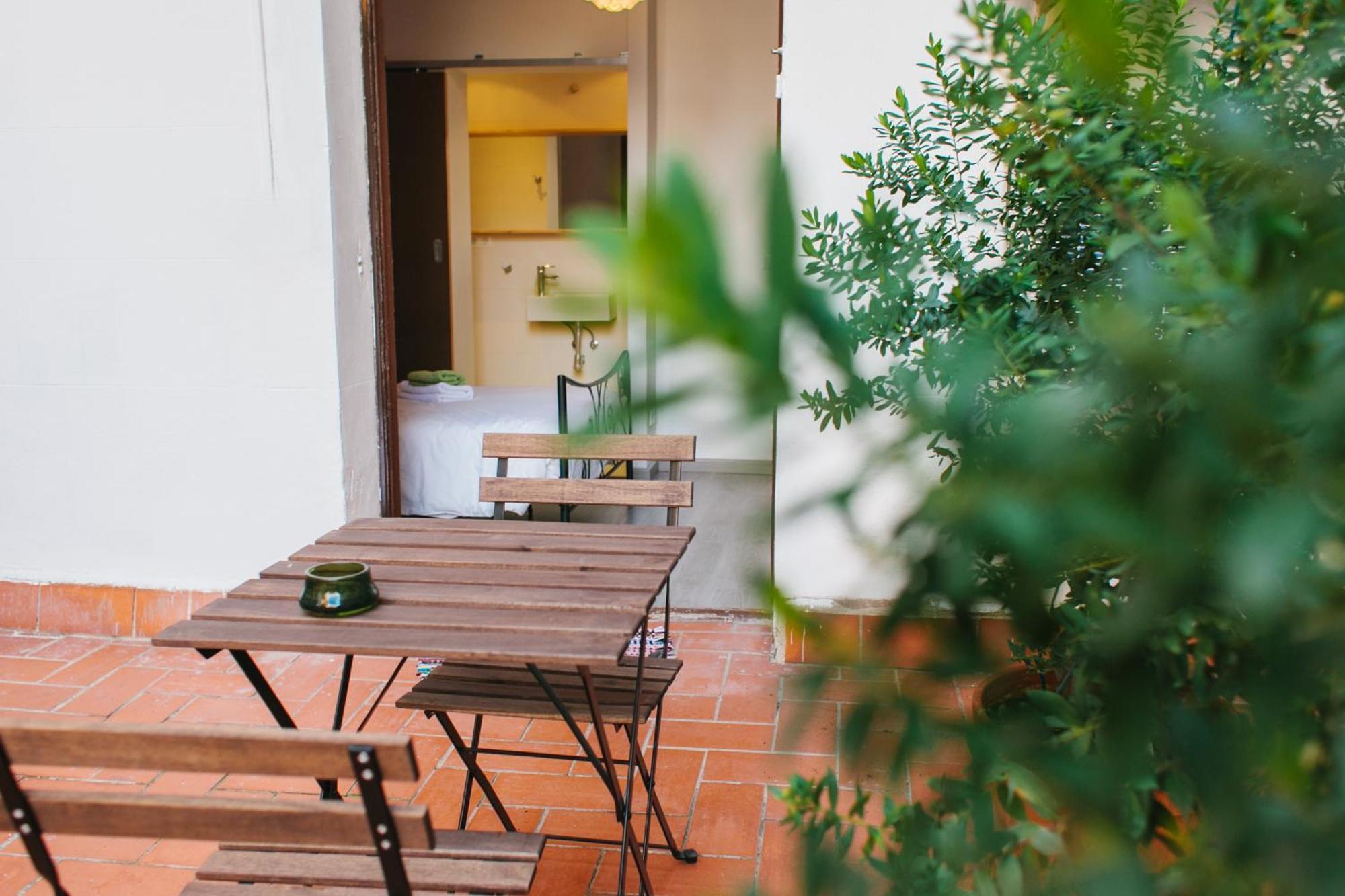 Zoorooms Boutique Guesthouse Barcelona Exterior photo