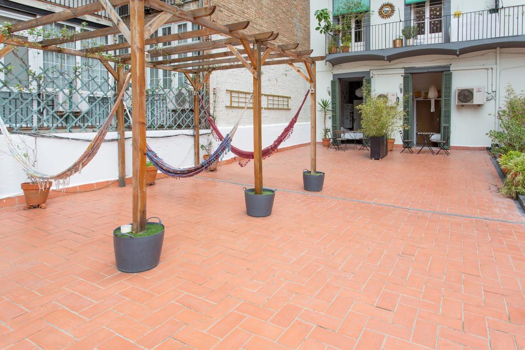 Zoorooms Boutique Guesthouse Barcelona Exterior photo