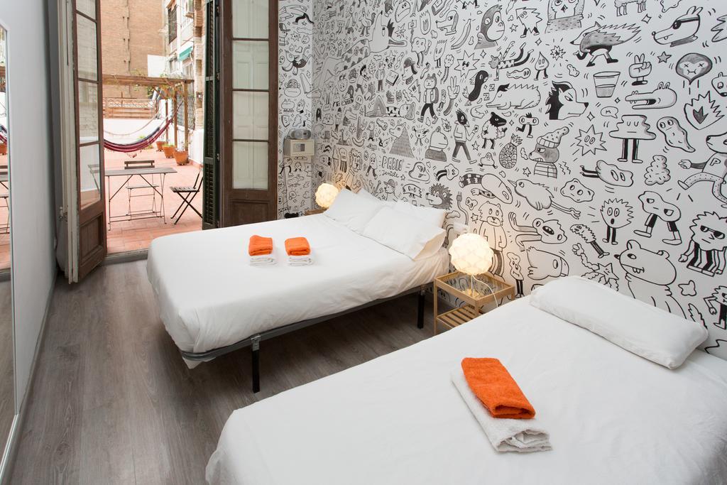 Zoorooms Boutique Guesthouse Barcelona Exterior photo