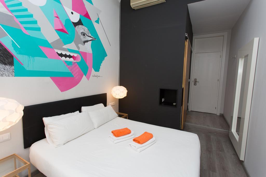 Zoorooms Boutique Guesthouse Barcelona Exterior photo